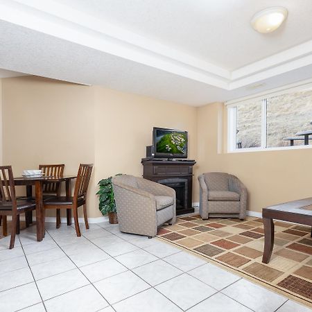 Paradise Canyon Golf Resort - Luxury Condo M409 Lethbridge Buitenkant foto